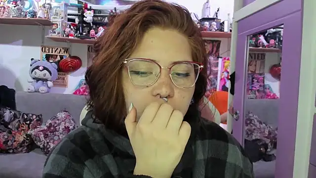 soficammy online show from March 12, 2026, 10:03 pm