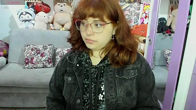 soficammy online show from February 18, 2025, 12:59 am