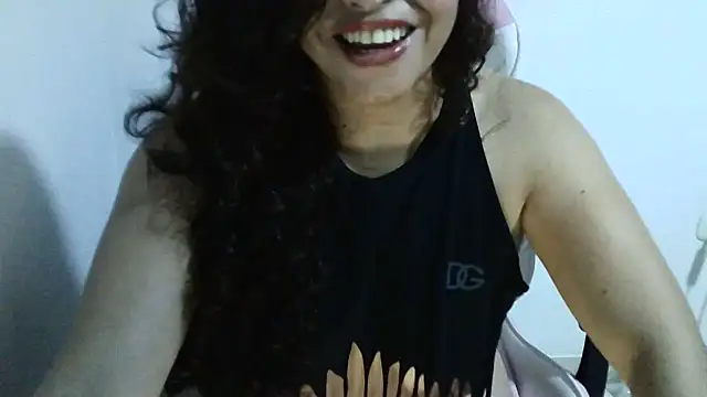 oso34hot online show from October 6, 2025, 1:56 pm