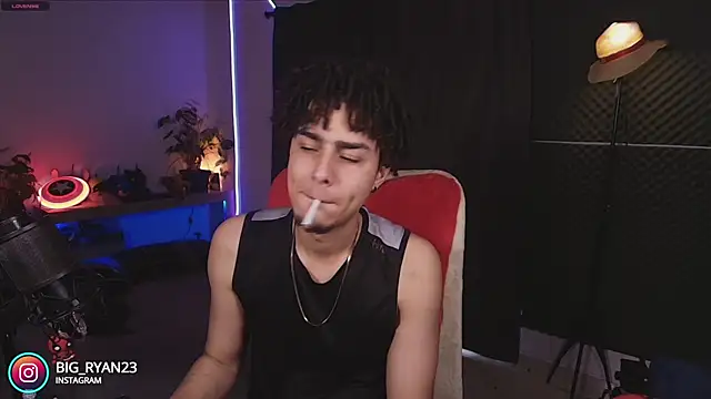 bigryann23 online show from September 11, 2025, 9:48 pm