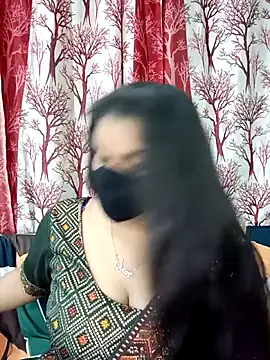 Jasmine jaaan online show from October 13, 2025, 4:36 am